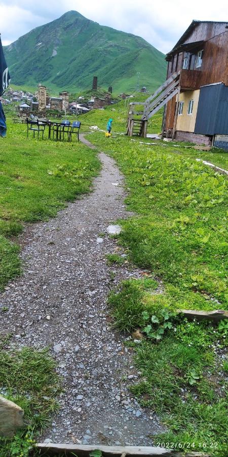 Vila Latphari In Ušguli Exteriér fotografie
