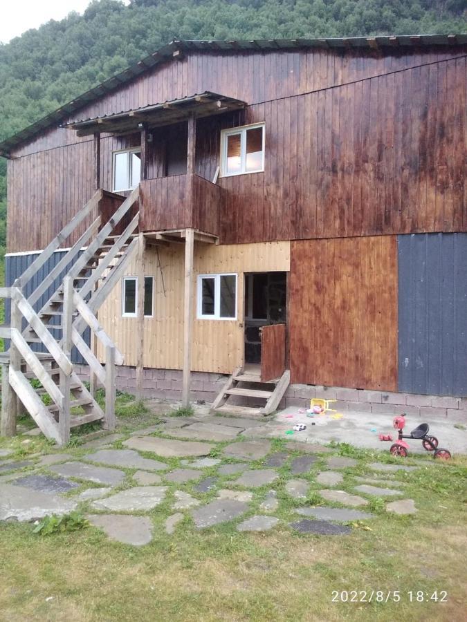 Vila Latphari In Ušguli Exteriér fotografie
