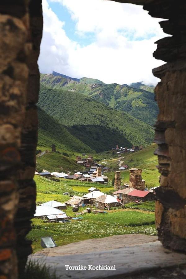 Vila Latphari In Ušguli Exteriér fotografie