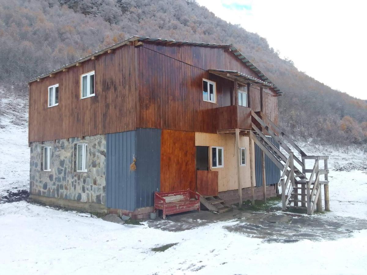 Vila Latphari In Ušguli Exteriér fotografie